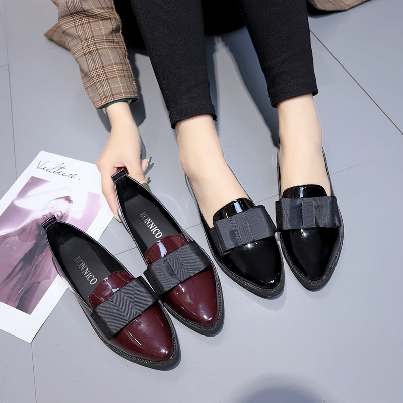 Loafer Flat Women - ブラック/ワインレッドのパテントレザーのポインテッドトゥフラットシューズ、ボウノットスリッポンローファー、普段使いやビジネスシーンに最適な万能ドレスシューズ