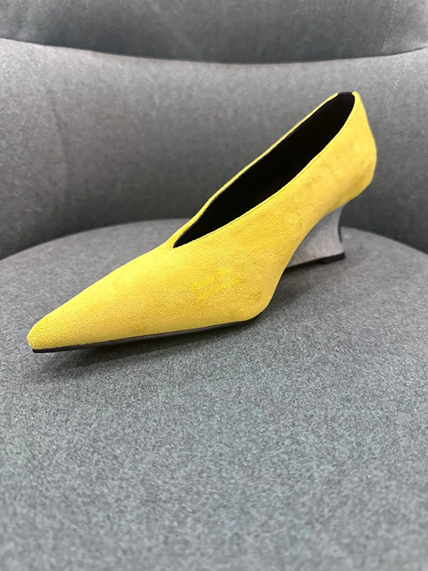 イエロースエードスリッポンパンプス ウェッジヒール6cm セ - Women'S Shoes Burgundy のレビューと価格