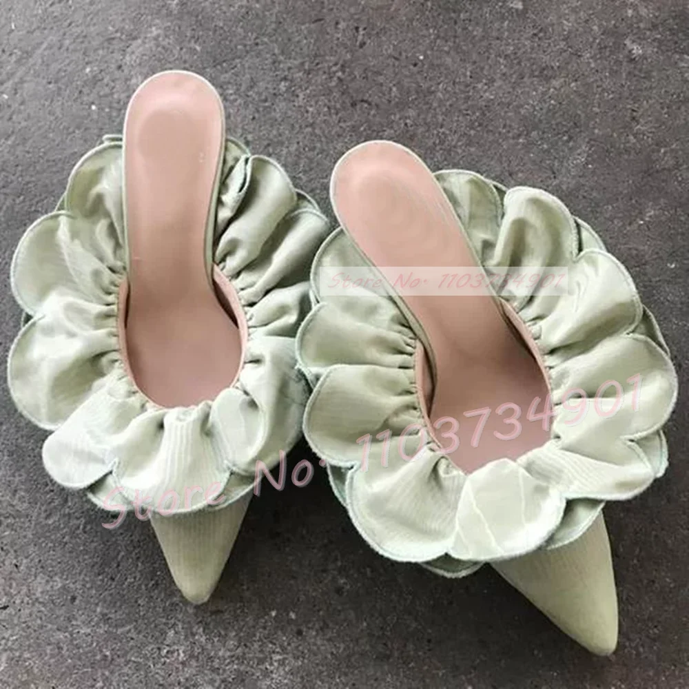女性のための白い花のサテンの先のとがったつま先のスライド、カ - Women Shoes Zara のレビューと価格