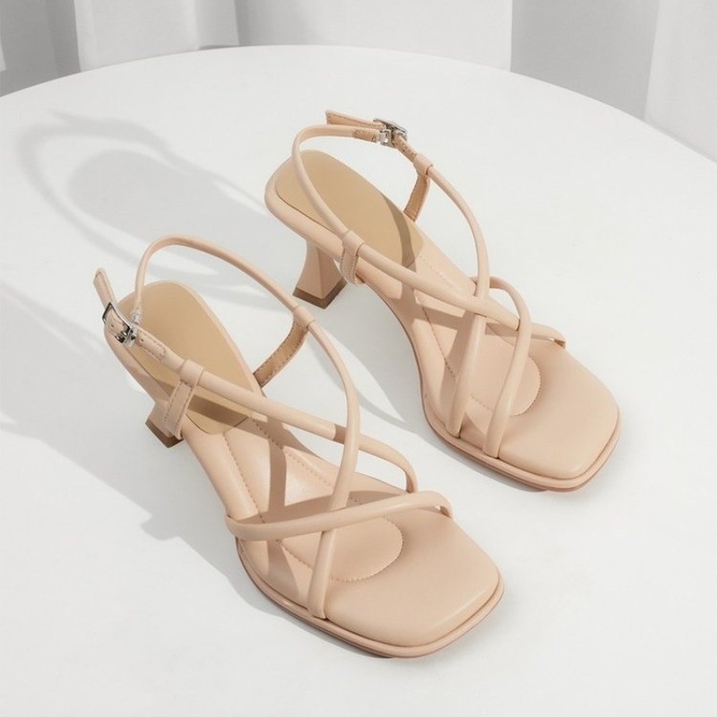 2026年夏新作 シンプルスクエアヘッドスリムストラップ厚底 - Women Shoes Zara のレビューと価格