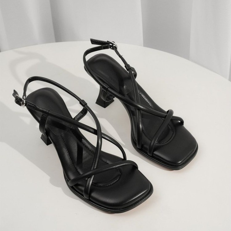 2026年夏新作 シンプルスクエアヘッドスリムストラップ厚底 - Women Shoes Zara のレビューと価格