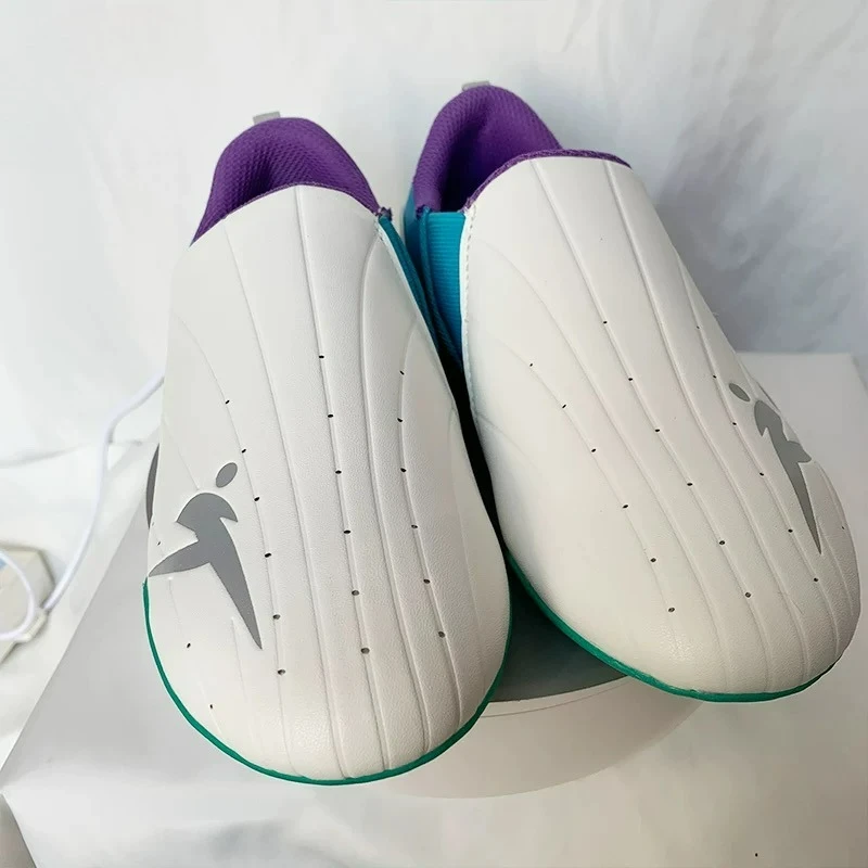 2026年クラシックブランド武道シューズ メンズ レディース - Women'S Shoes Vs Men'S のレビューと価格
