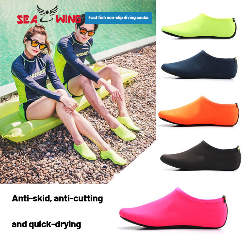 夏の屋外ビーチシューズと靴下女性水泳ノンスリップソフト底速乾 - Women'S Shoes Volleyball のレビューと価格