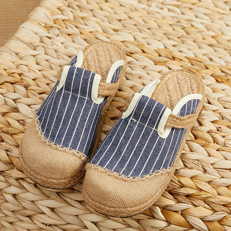 女性用リネン刺embroideryミュール,フラットスリッパ - Women'S Shoes Vegan のレビューと価格