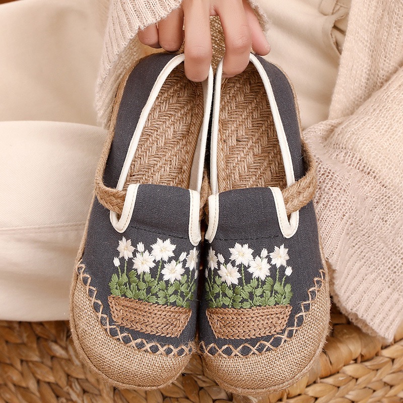 Veowalk-女性用の花が刺繍された手作りのキャンバスシュ - Women'S Shoes Vegan のレビューと価格
