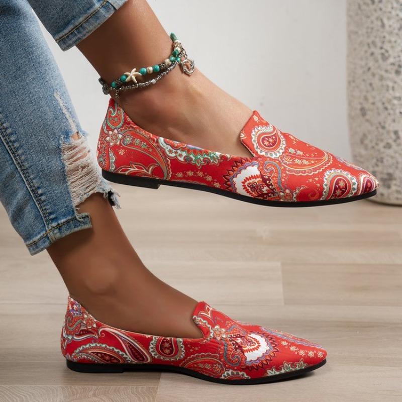 新しい秋の婦人靴カジュアルでファッショナブルなポインテッドト - Pointed Toe Flat のレビューと価格