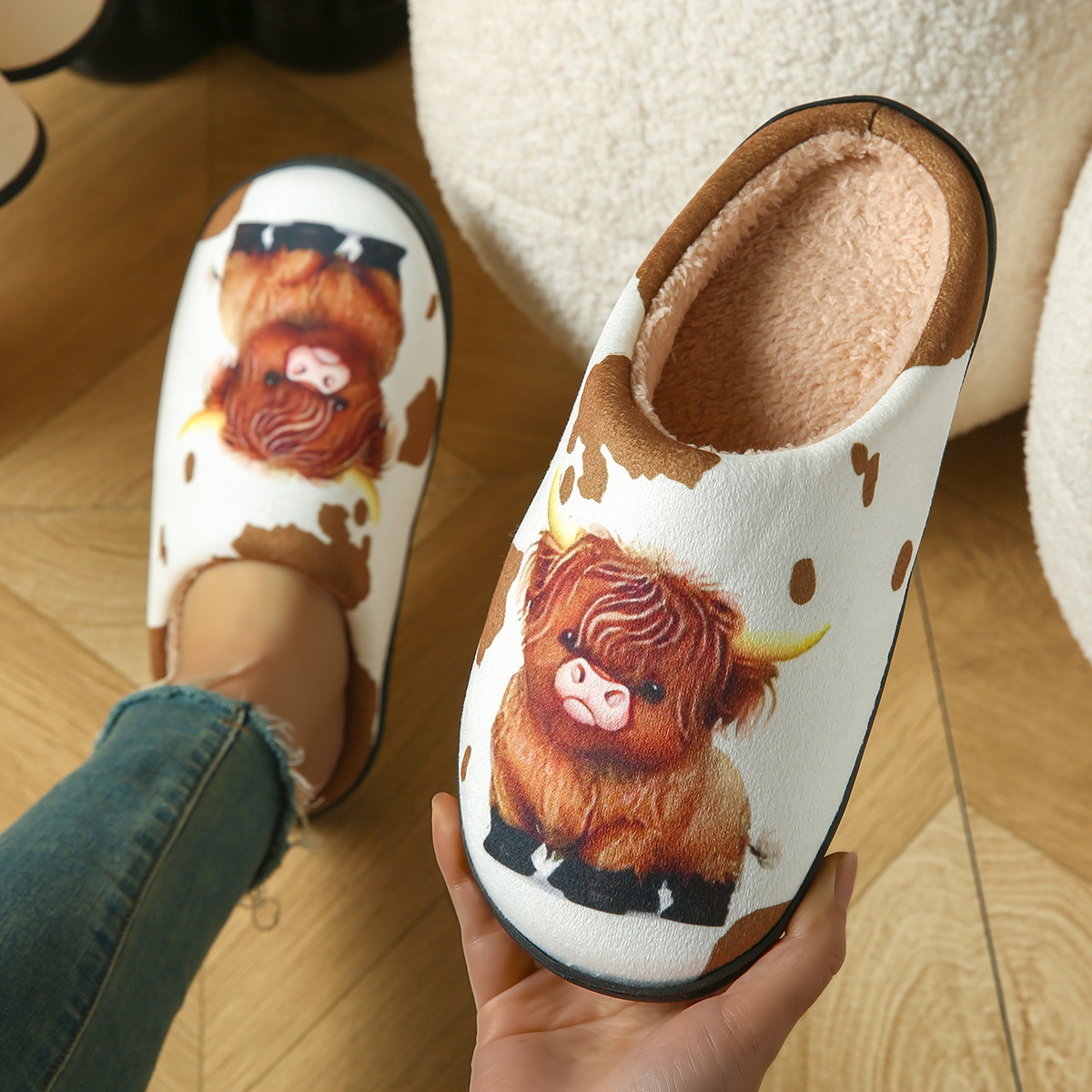 かわいい漫画風ダックスフントのぬいぐるみスリッパ（女性用）、 - Women Shoes For Winter のレビューと価格