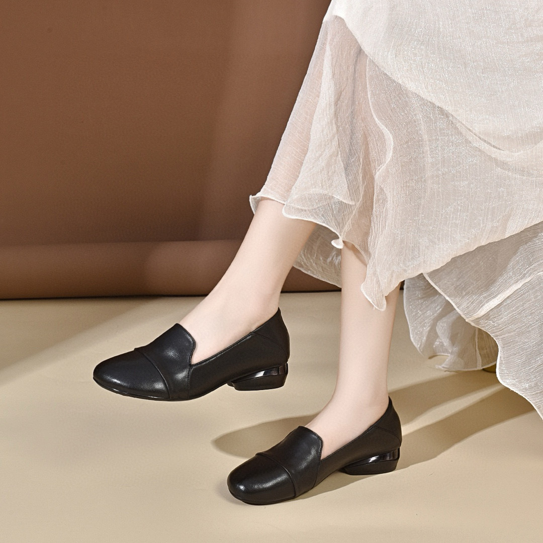 レディースシューズ 2026年秋 ローヒール ラウンドトゥ  - Loafer Flat Women のレビューと価格